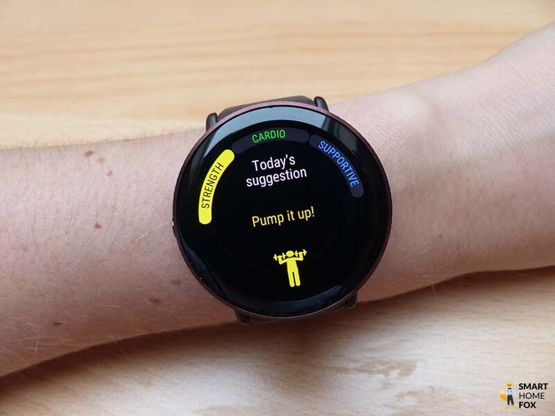 Man sieht die Trainingsempfehlungen auf der Polar Ignite 3.